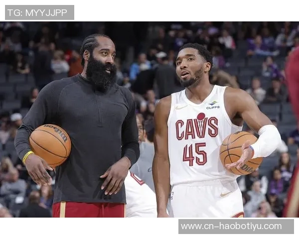 米切尔谈与哈登合作：共同追求胜利是我们的目标